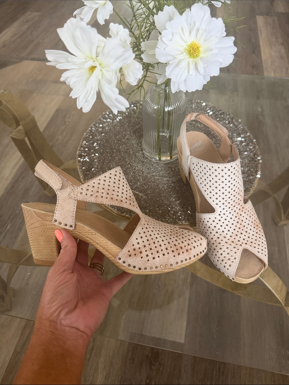 NEW Dansko Teagan Perforated Leather Peep Toe Heeled Sandals size 9.5-10 EU 40 - Picture 7 of 12